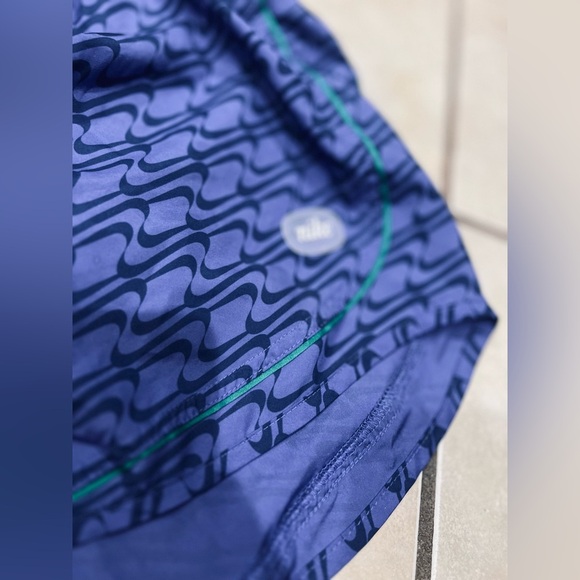 Nike Tempo 3.5" Clash 2.0 Women's Running Shorts size XXL like new condition - Picture 5 of 11